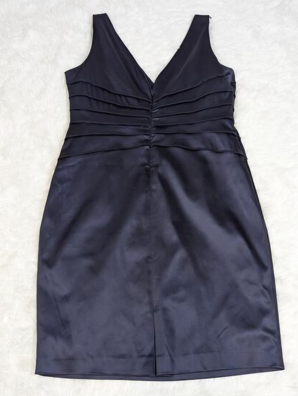 Jones New York Purple Satin V-Neck Midi Dress with Rhinestone Accent - Picture 4 of 9
